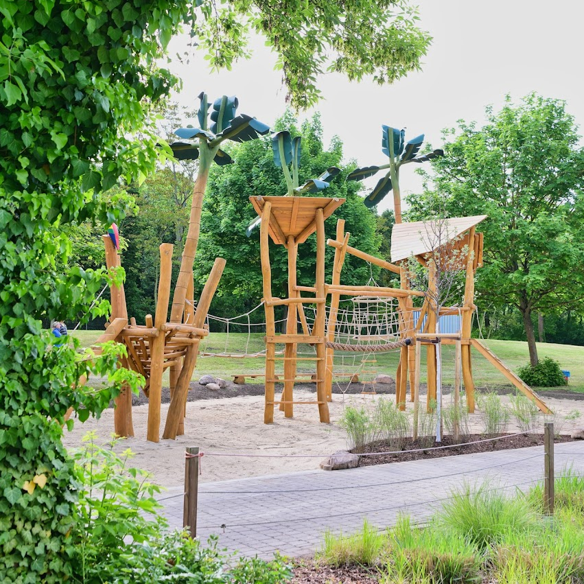 Der Spielplatz im Freibad Saline.